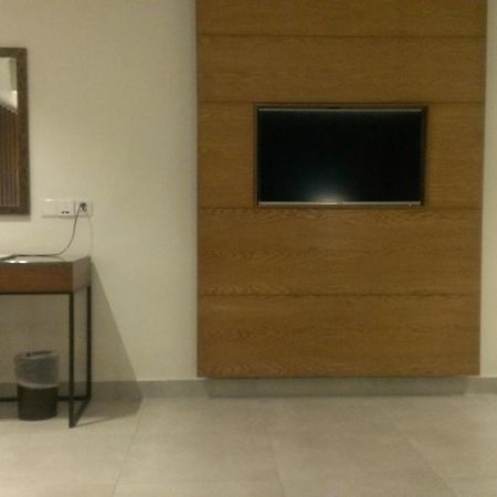 Regent Plaza Hotel & Convention Center Karachi Eksteriør bilde